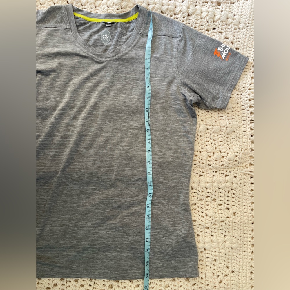 Club Ride Women’s Spire Essential Ride Tee Size Medium - Picture 4 of 10